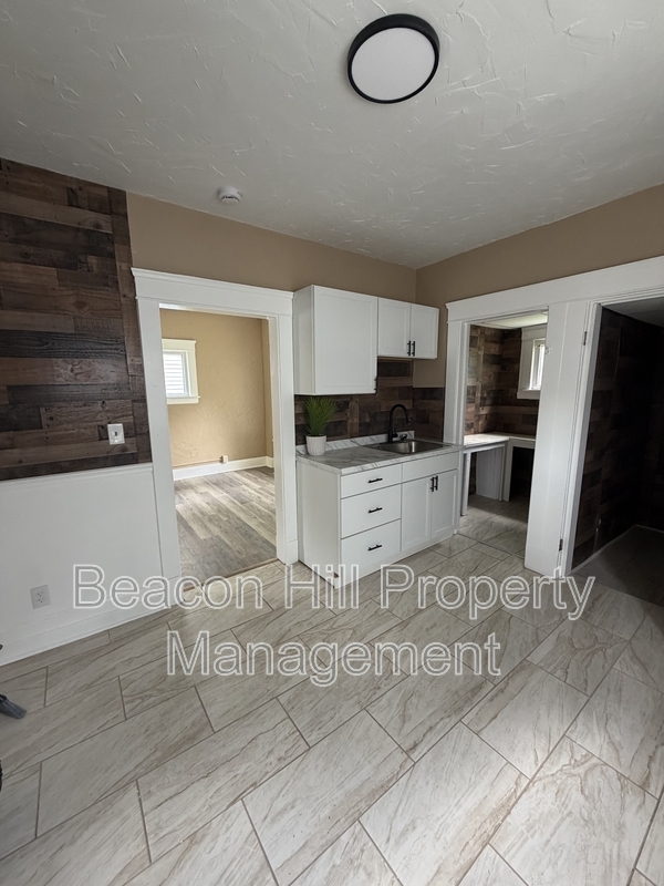 3331 E 145th St – photo 4