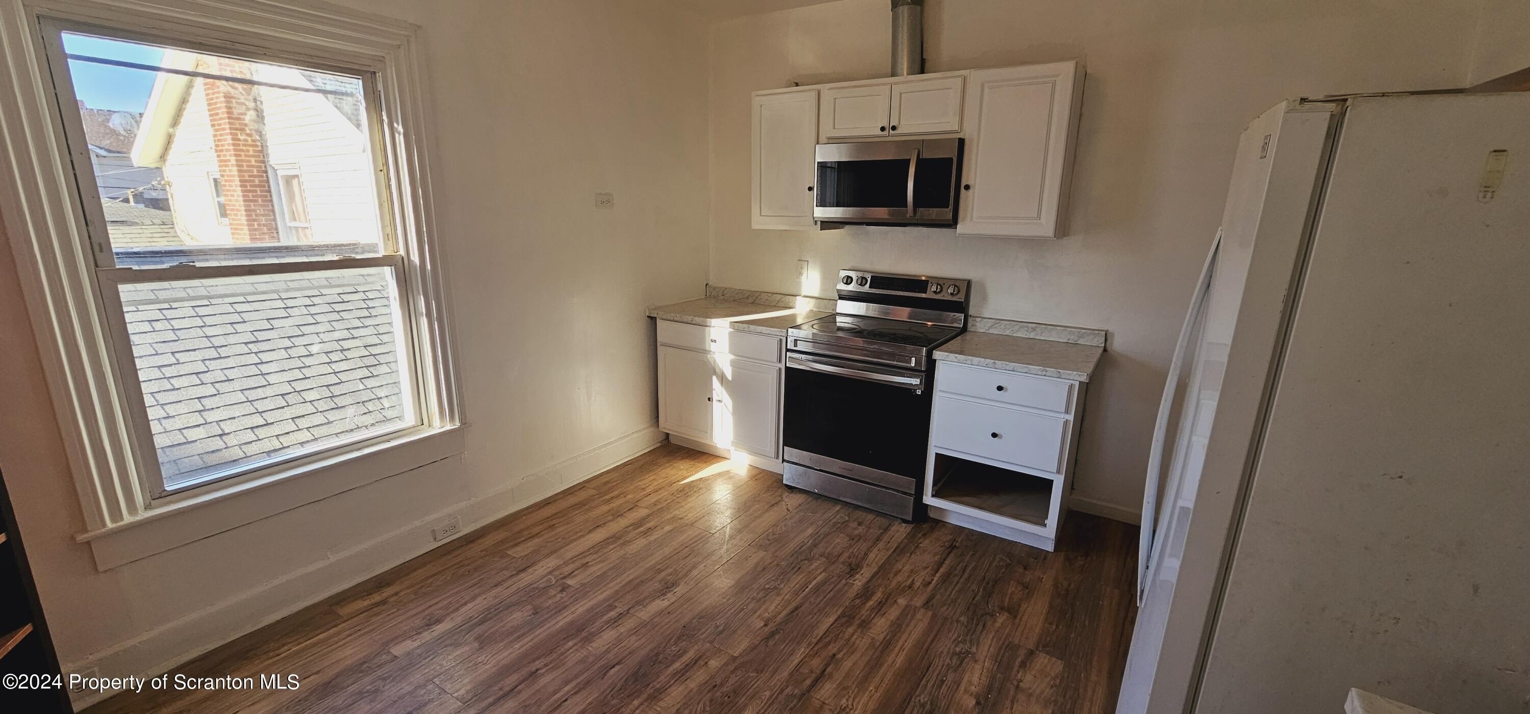 1319 Washburn St #2ND – photo 4