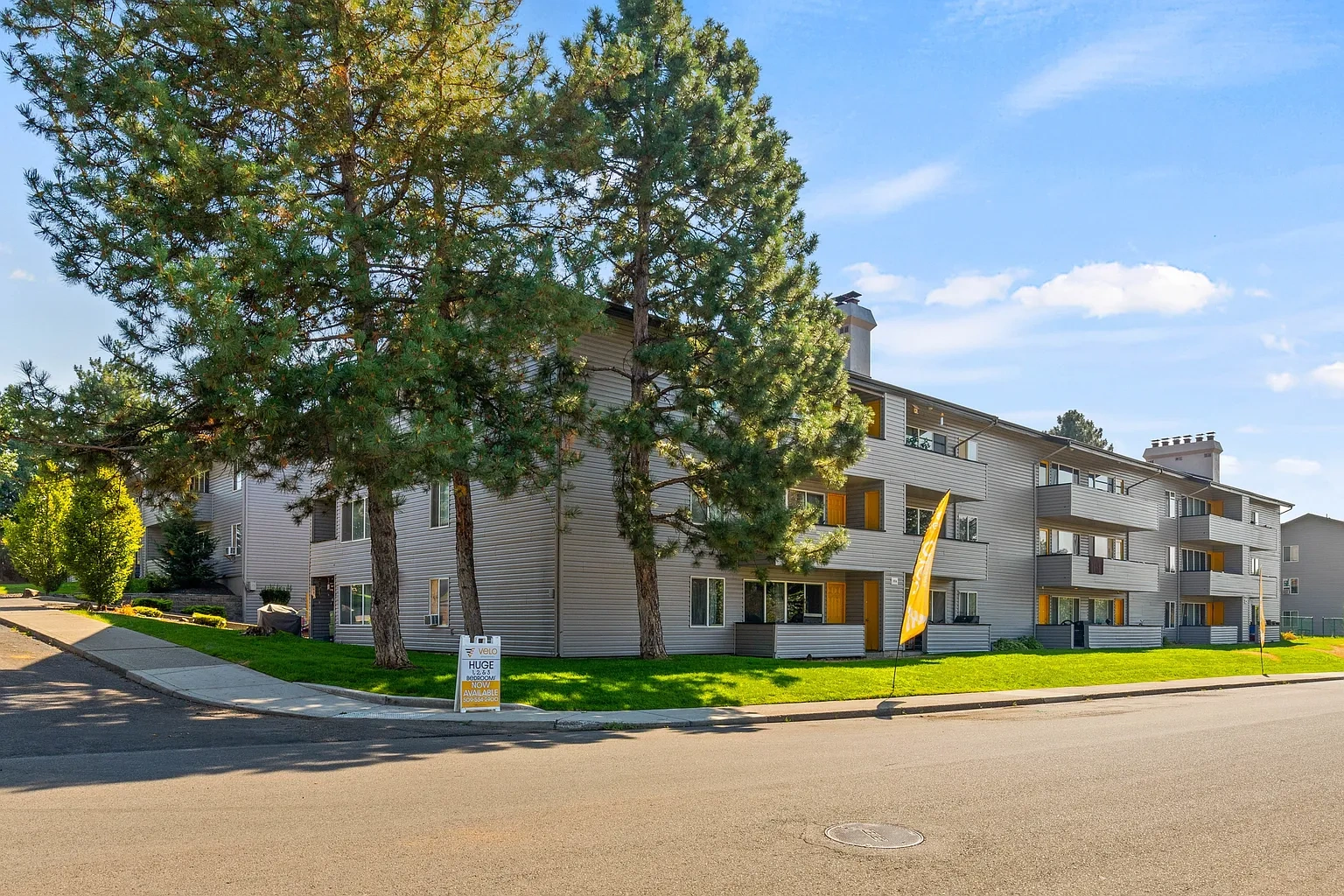 Velo Apartments Spokane – photo 2