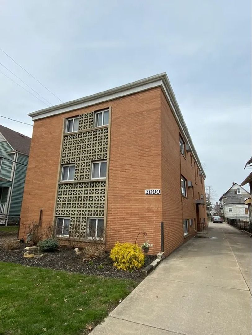 3000 Denison Ave unit Unit 1 – photo 2