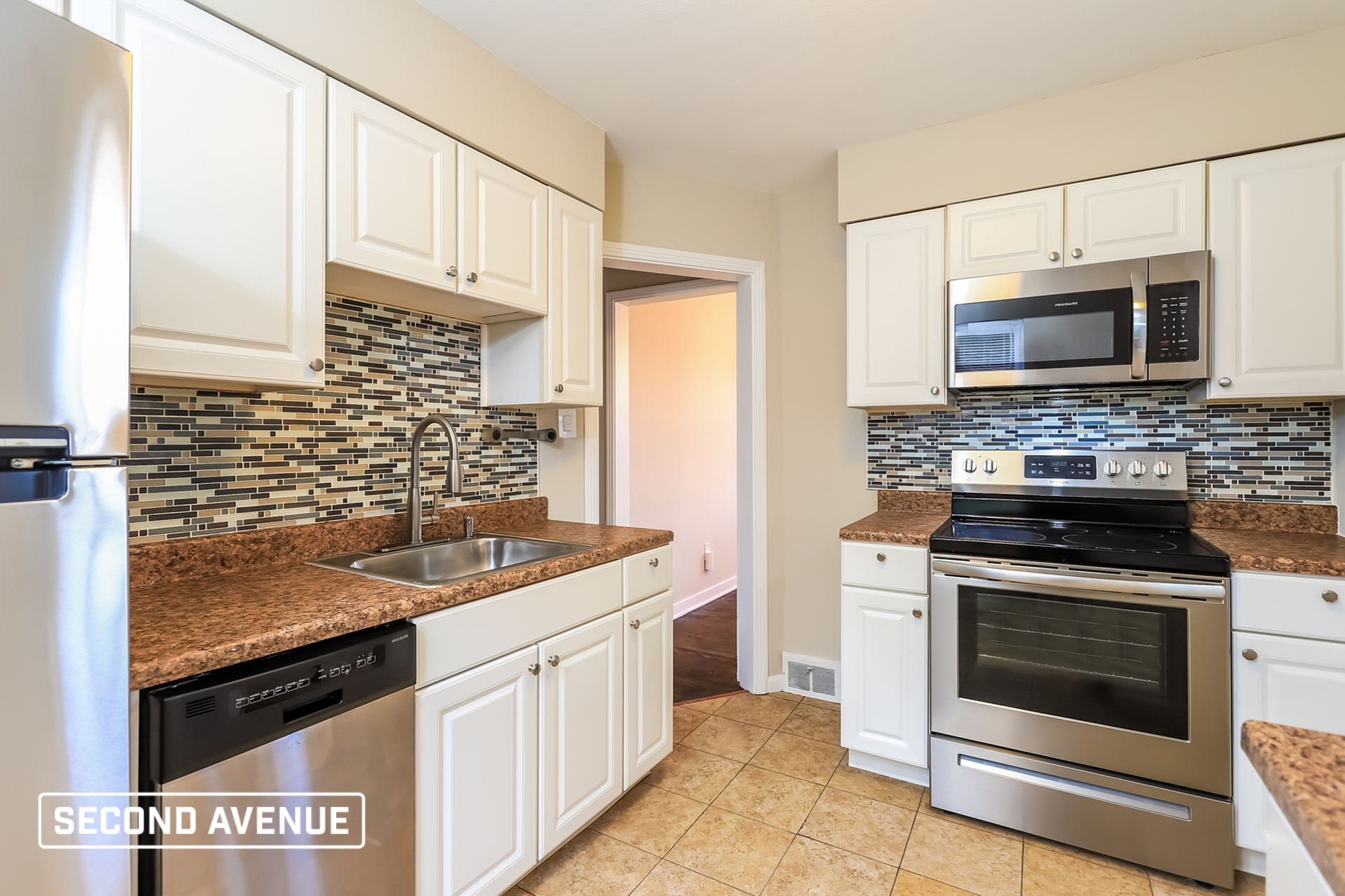 3563 Middleboro Rd – photo 3