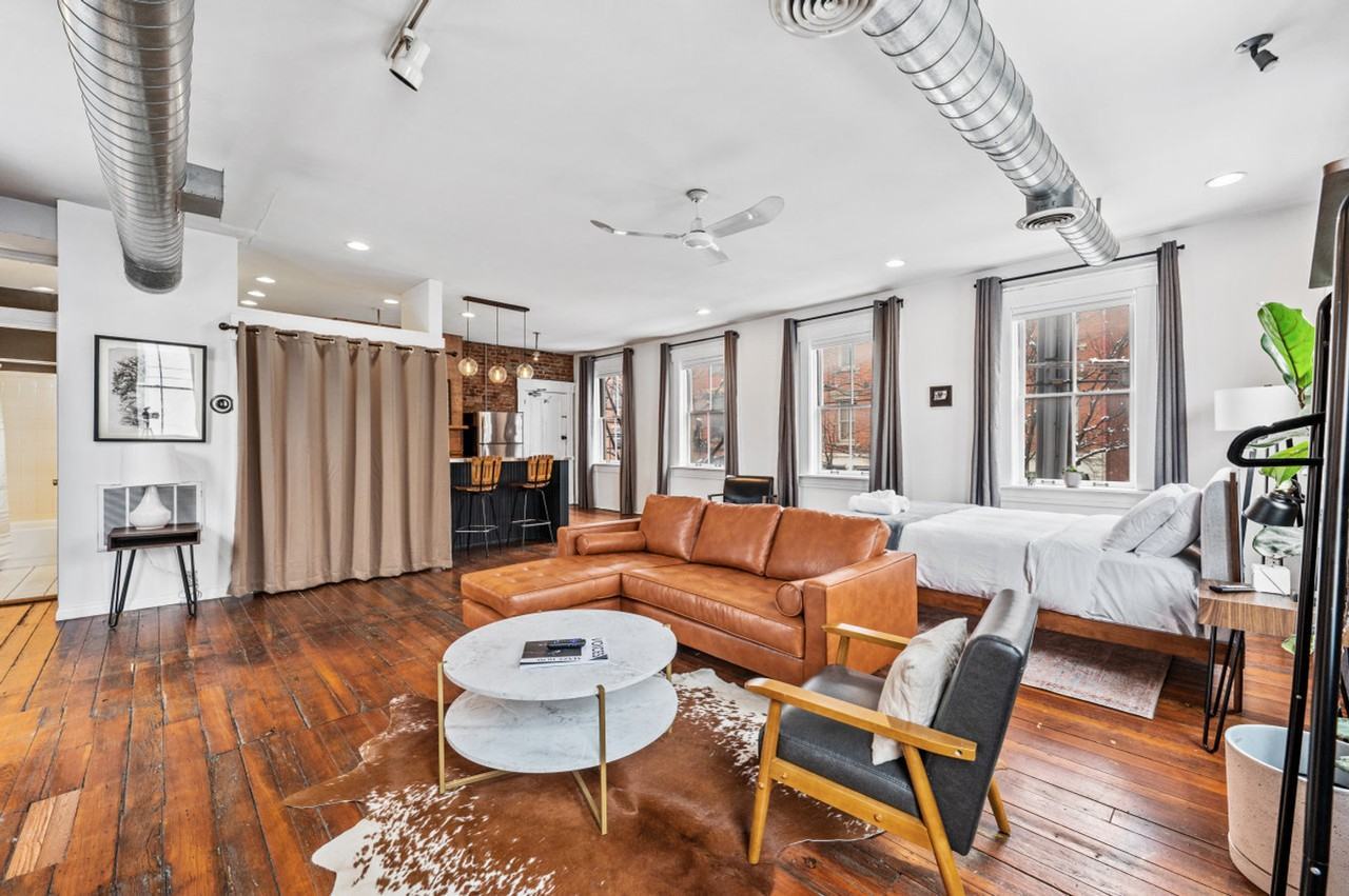 111 E 13th St unit 1056075P – photo 4