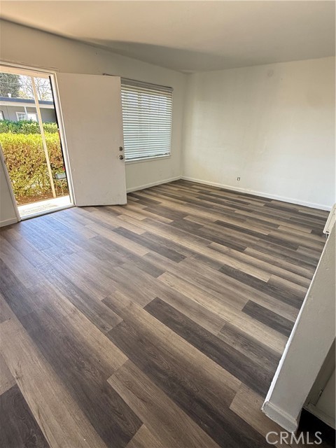 645 Euclid Ave – photo 2