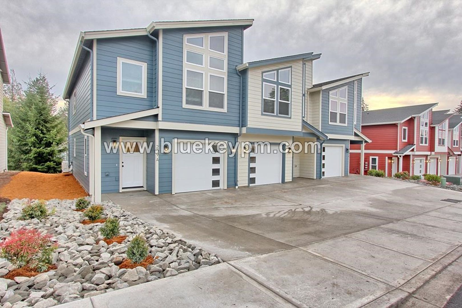 209 Cloverdale Rd unit A – photo 2