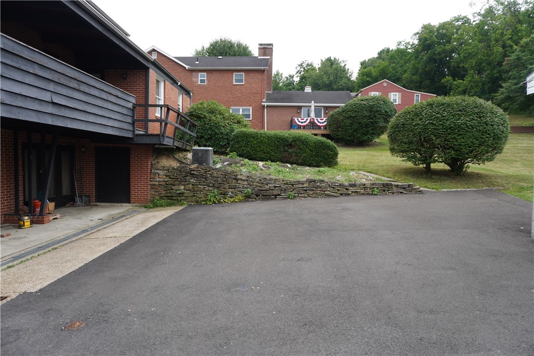 3234 Washington Pike – photo 4