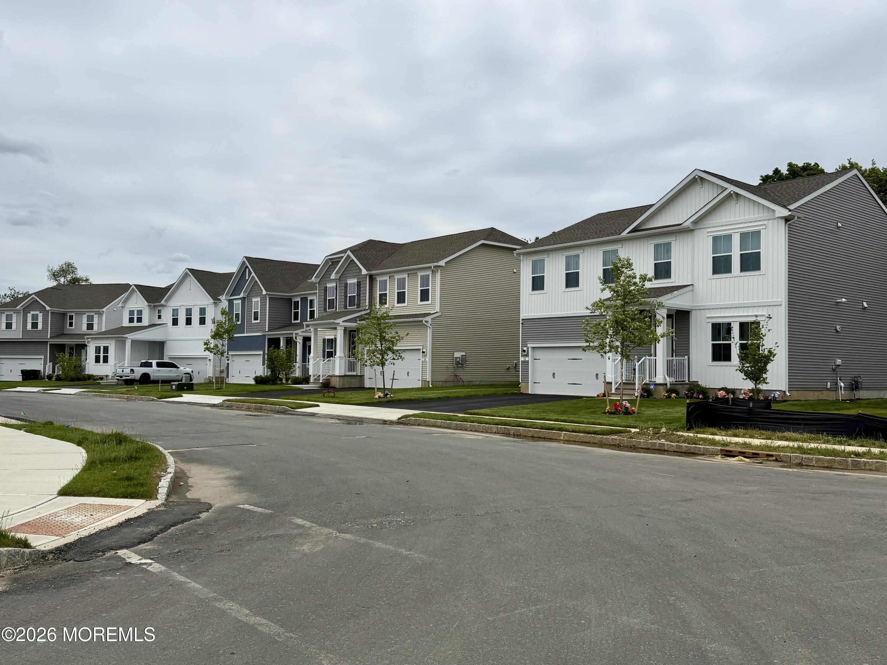 27 Butternut Dr – photo 3