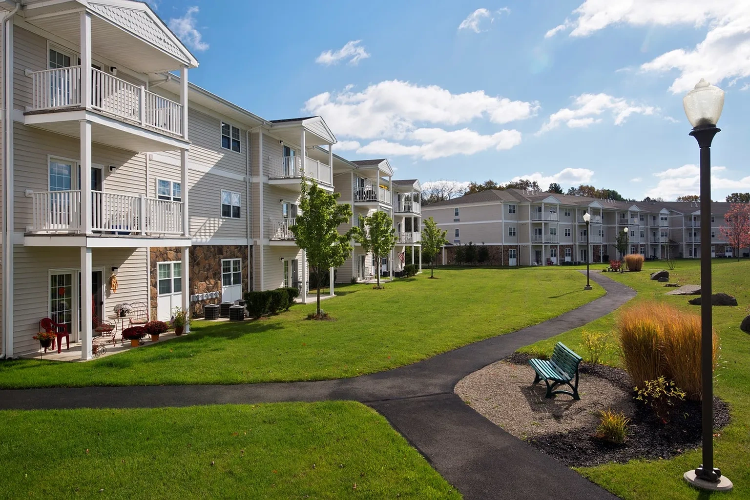 Hearthstone Village - Senior Living – photo 2