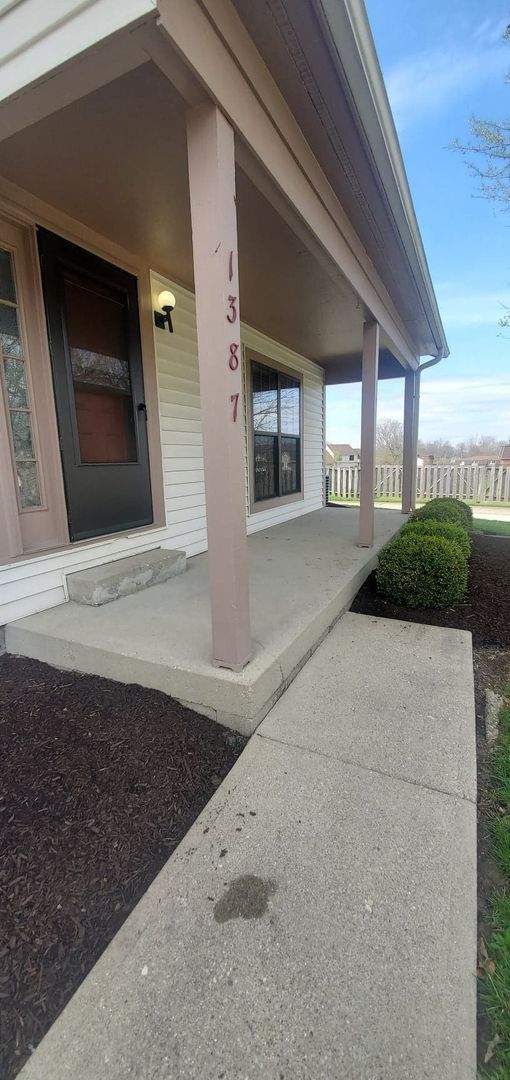 1387 Sanzon Dr – photo 2