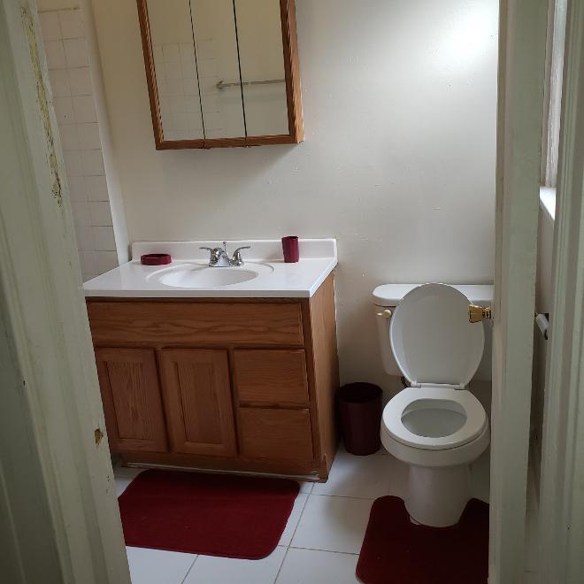 903 W 76th St – photo 3