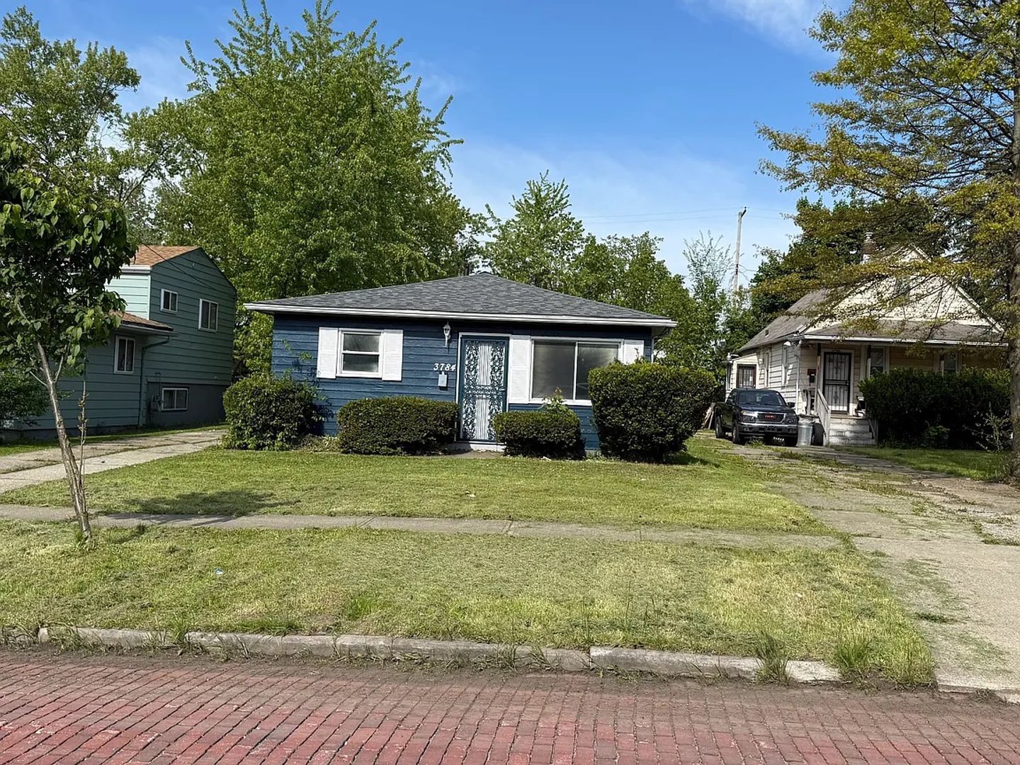 3784 E 142nd St – photo 2