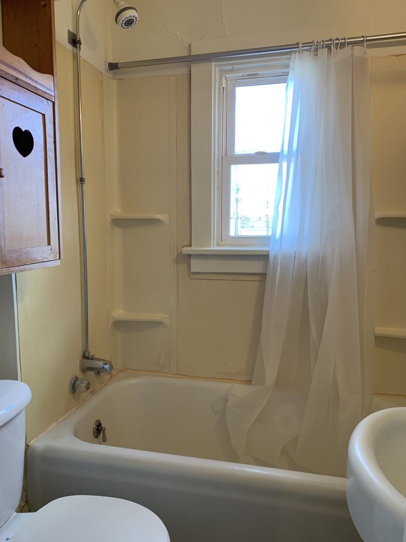 811 2nd Ave S unit 5 – photo 4