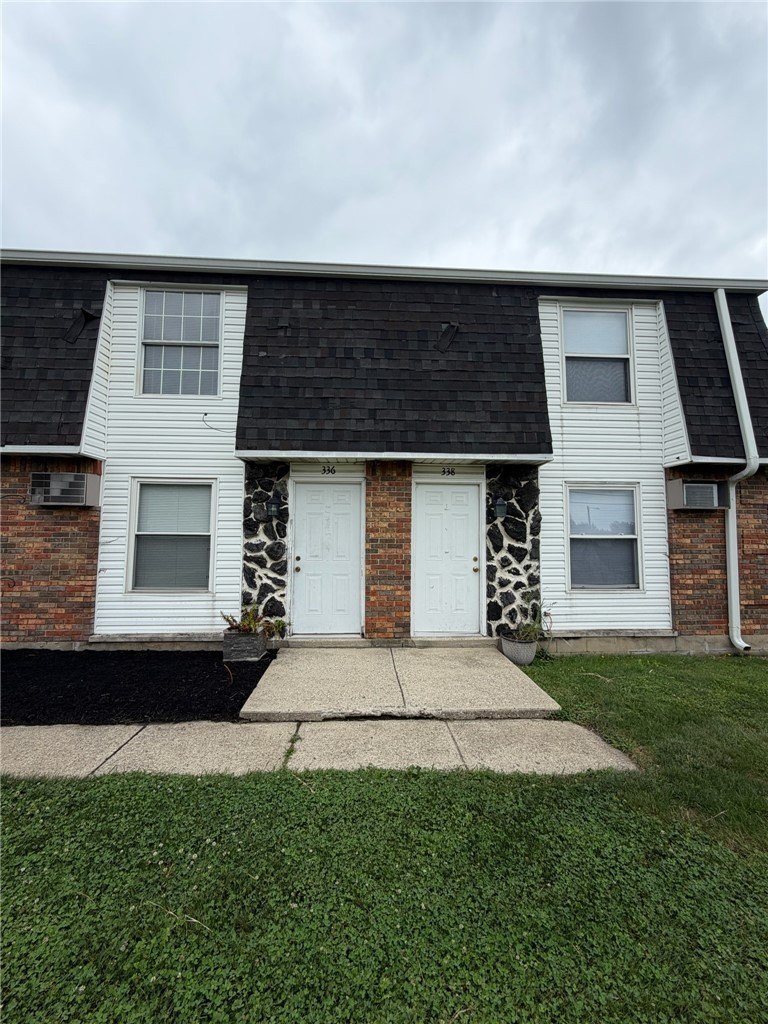 338 Grove St – photo 1