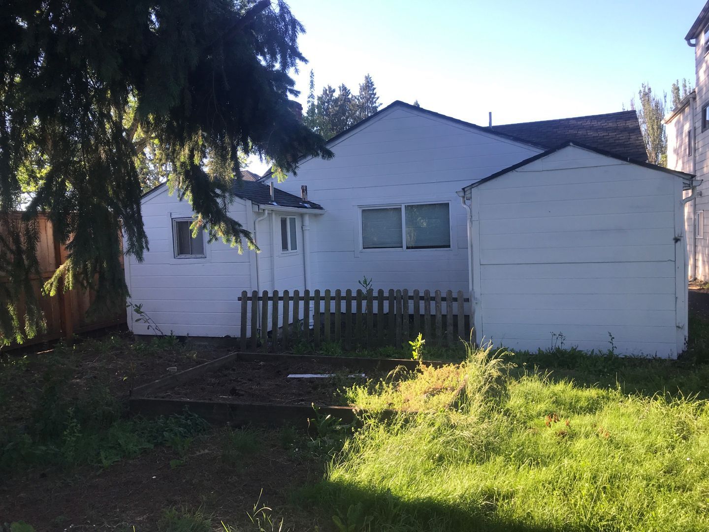 330 Howard Ave unit 1/2 – photo 2