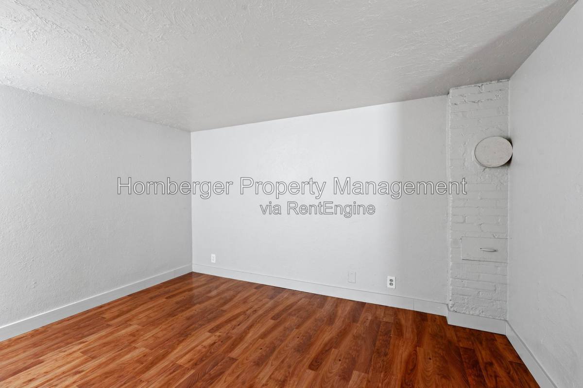 1108 W 12th Ave unit 3 – photo 5