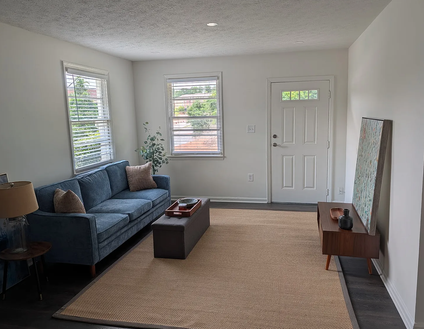 450 W Franklin St unit 00 – photo 2
