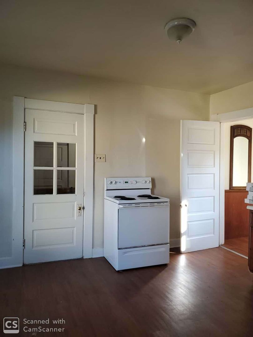 536 St Paul Ave – photo 5