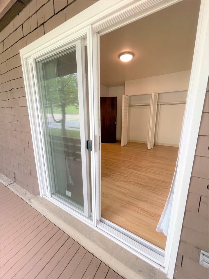 6350 Forward Ave unit 17 – photo 2
