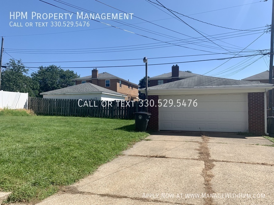 735 S Firestone Blvd unit 735 – photo 2