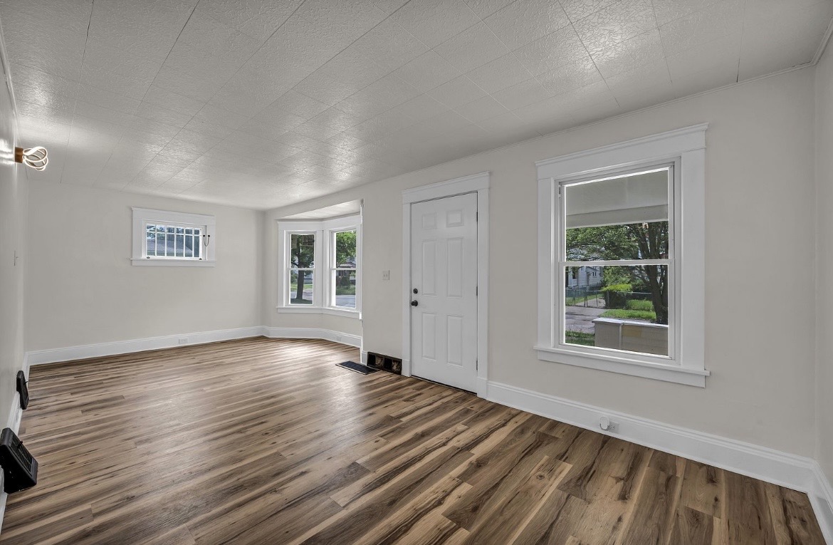13605 Argus Ave – photo 5