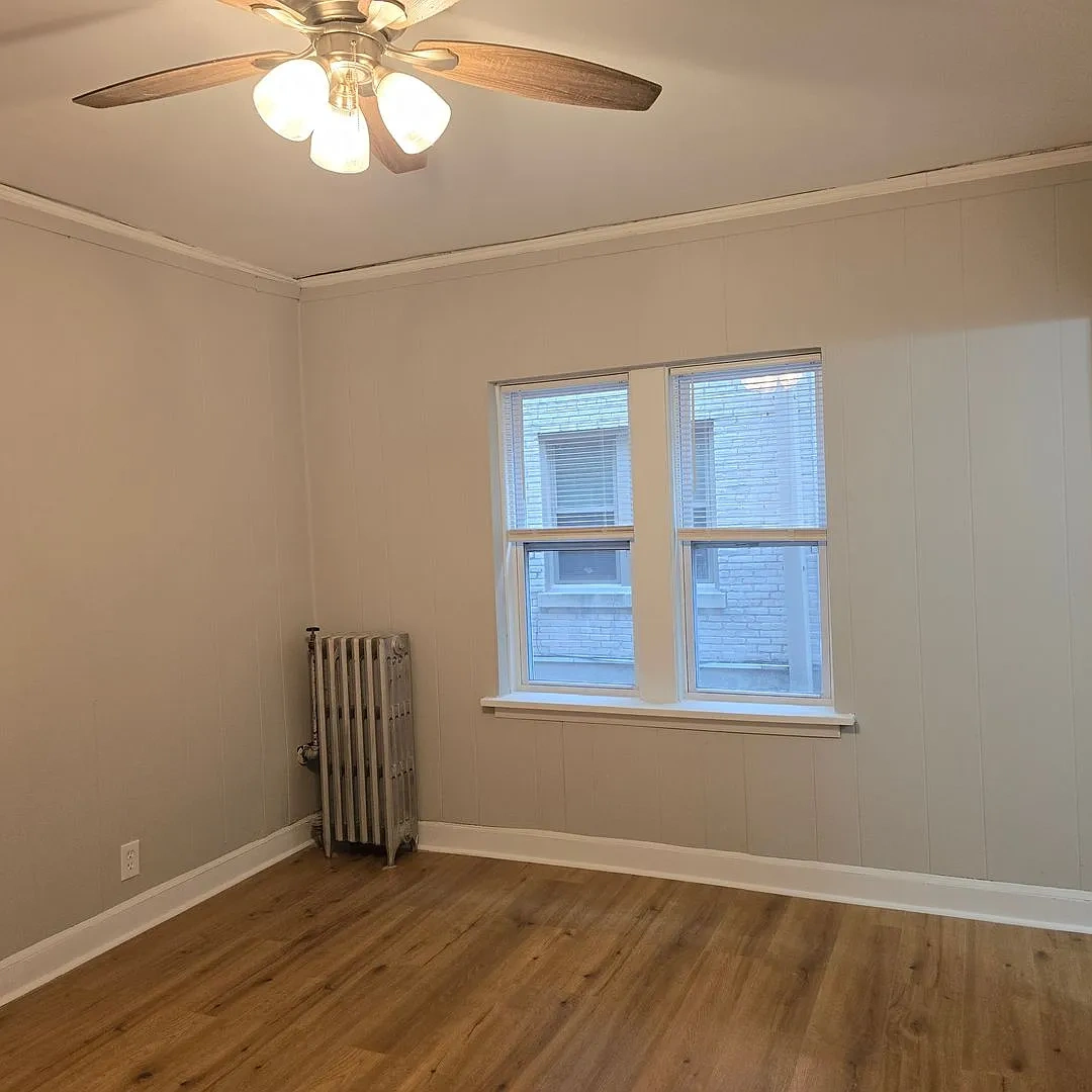 Lower East Side Milwaukee Studio and One bed Apartments- Flexible Lease Terms – photo 1
