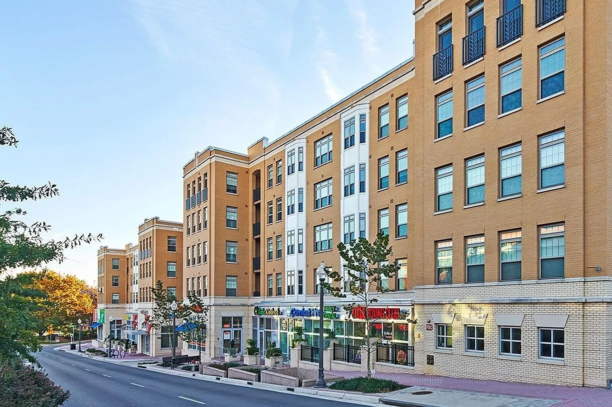 Northgate at Falls Church – photo 5