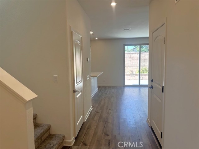 1014 W Buttercup Ln – photo 3