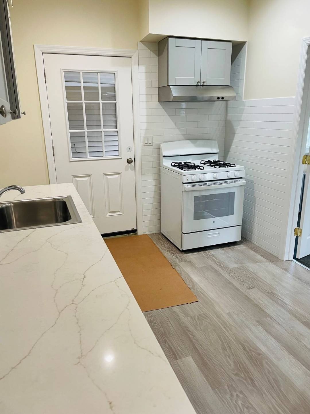 30 Grove St – photo 2