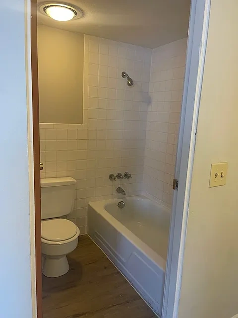 Sangamon Apartments – photo 1