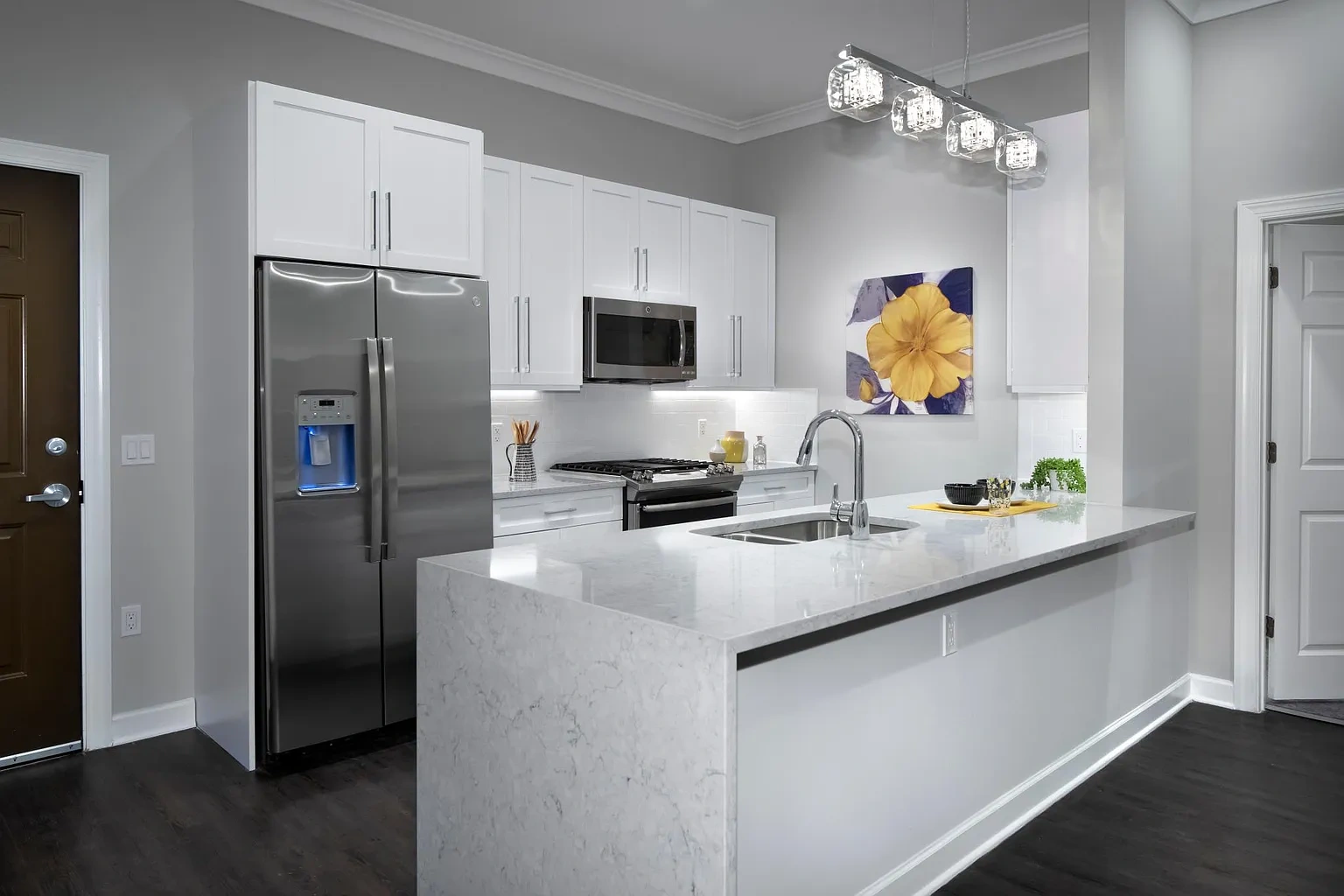 Fairfield Metro At Farmingdale Village – photo 2