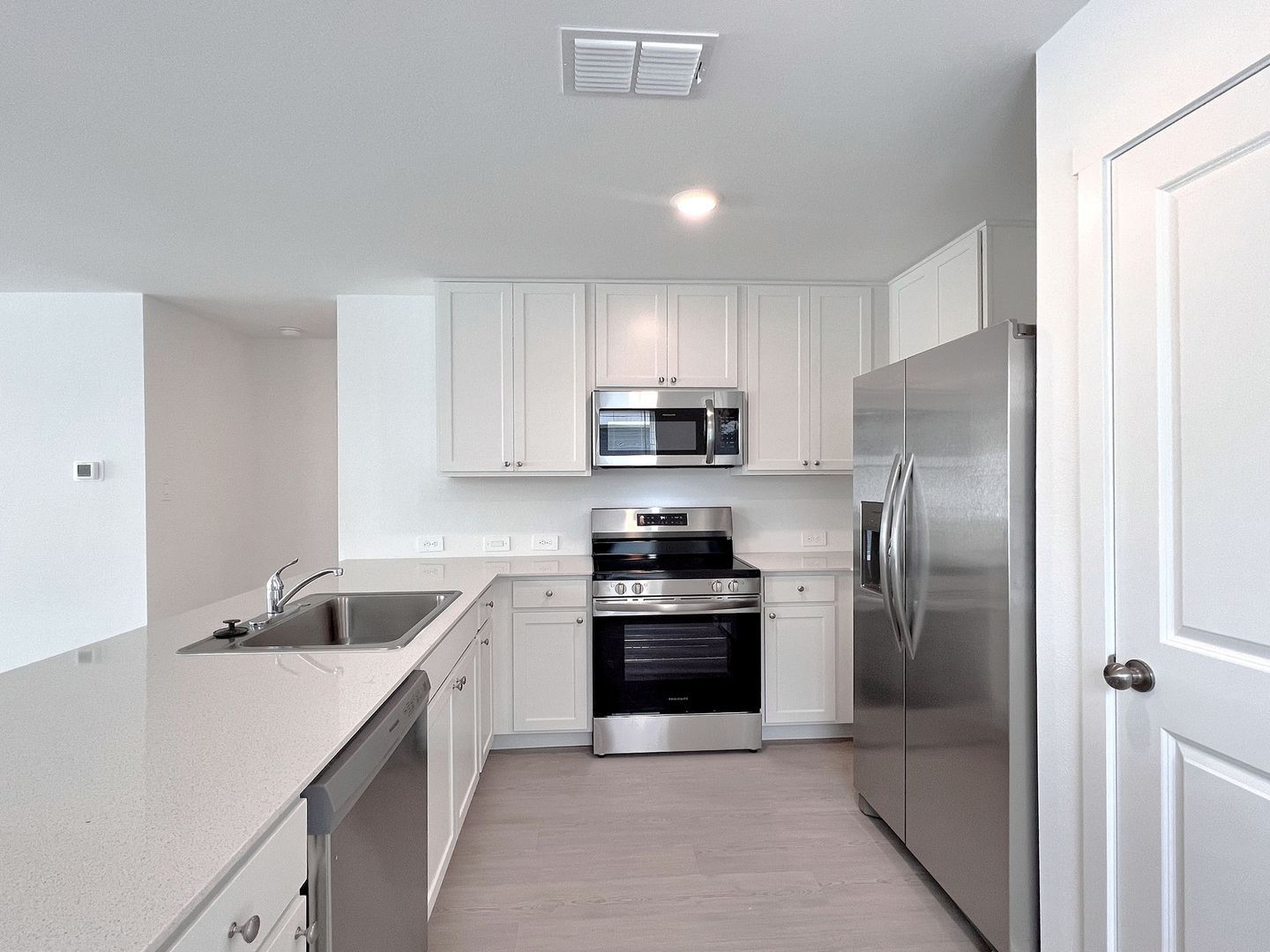 3443 Rover Rd – photo 5