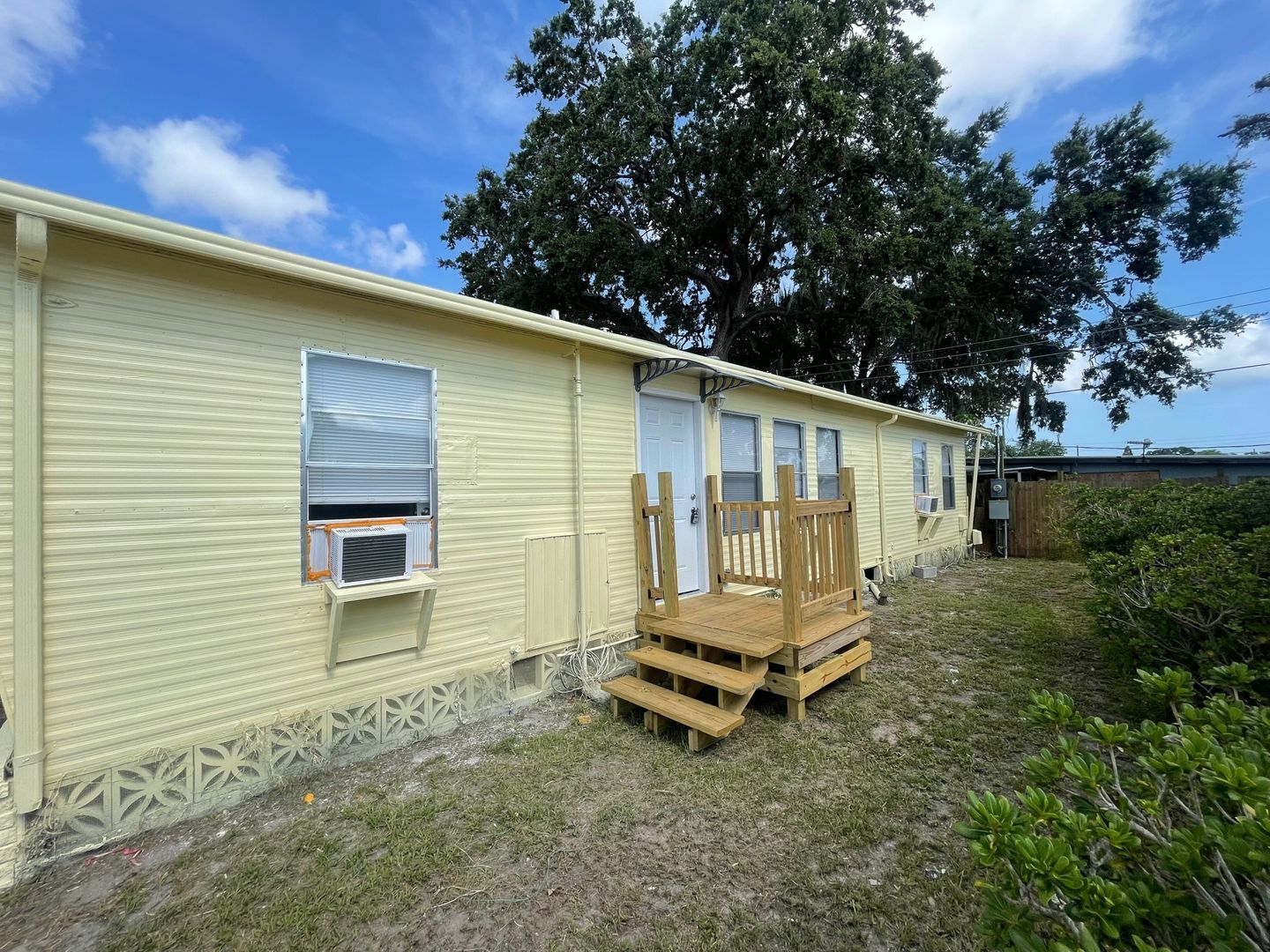 1106 50th Ave Dr W – photo 1