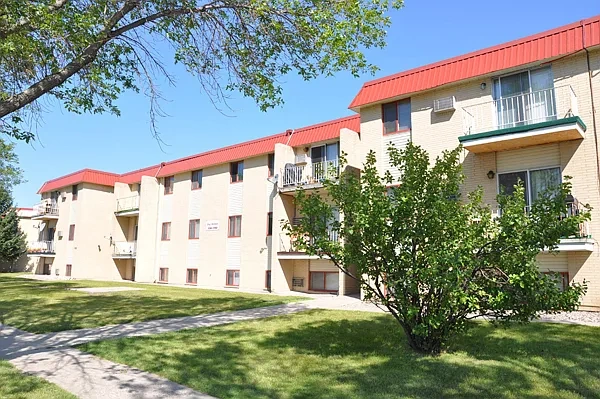 Skaff Apartments - Moorhead – photo 3