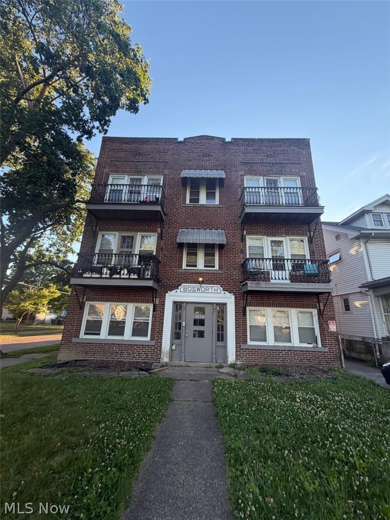 3438 Bosworth Rd unit 2 – photo 1