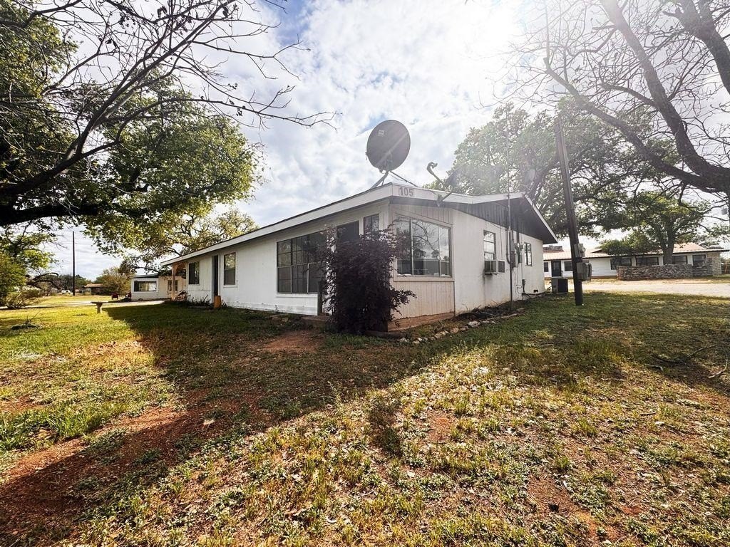 105 Lake Breeze Dr, Buchanan Dam – photo 1