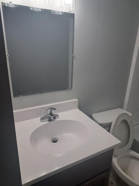 9469 Noble Ln unit C – photo 1