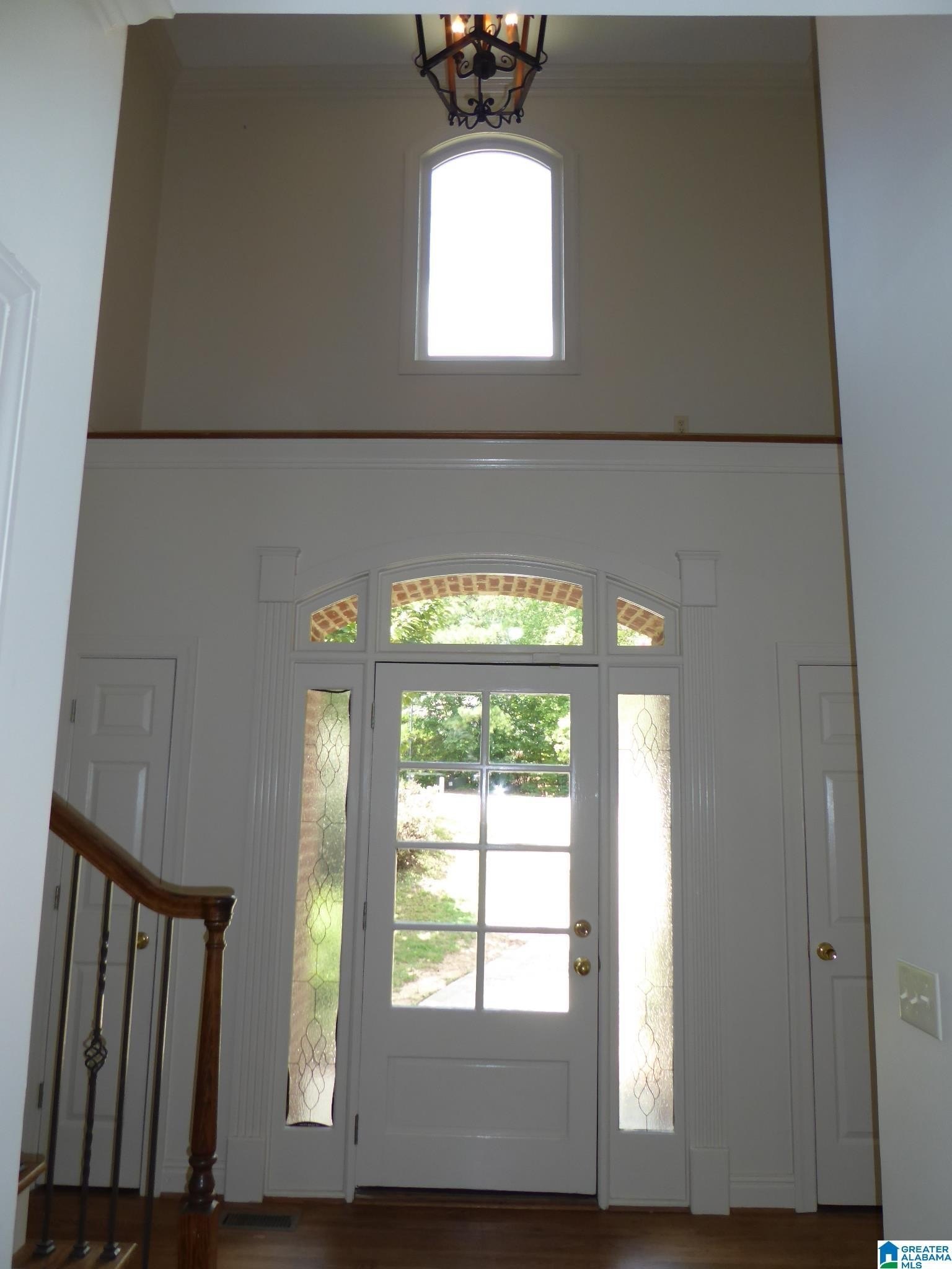 1040 Cole Cir – photo 5