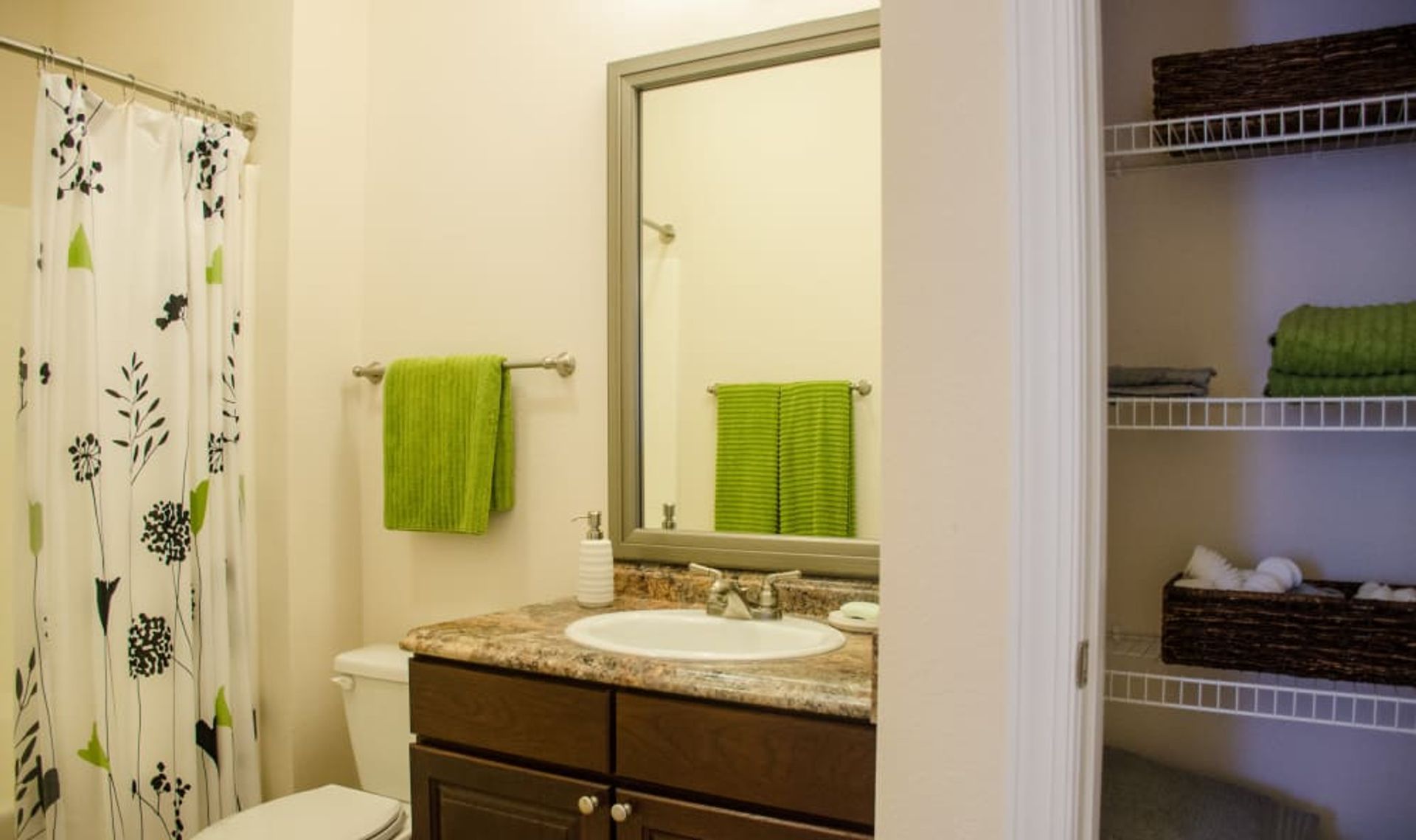 220 Marsh Lndg Dr unit 00 - 141206 – photo 5
