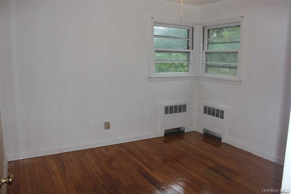 7 Beatrice Ave – photo 5