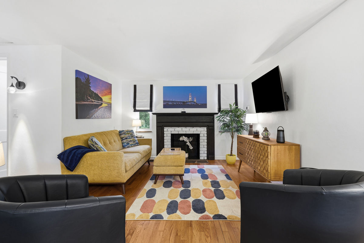 5183 Fieldcrest Dr – photo 4