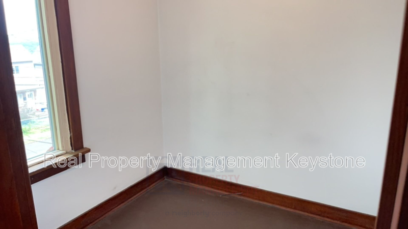122 E 16th Ave unit 2 – photo 5