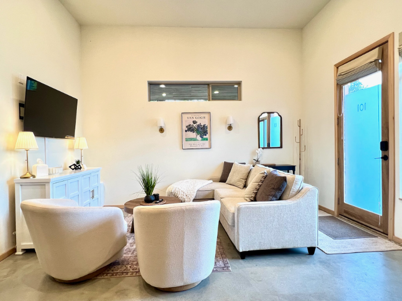 617 S Adams St unit 101 – photo 3