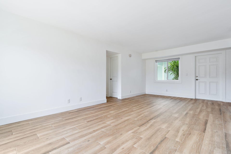 401 Southwind Dr unit 1 – photo 2