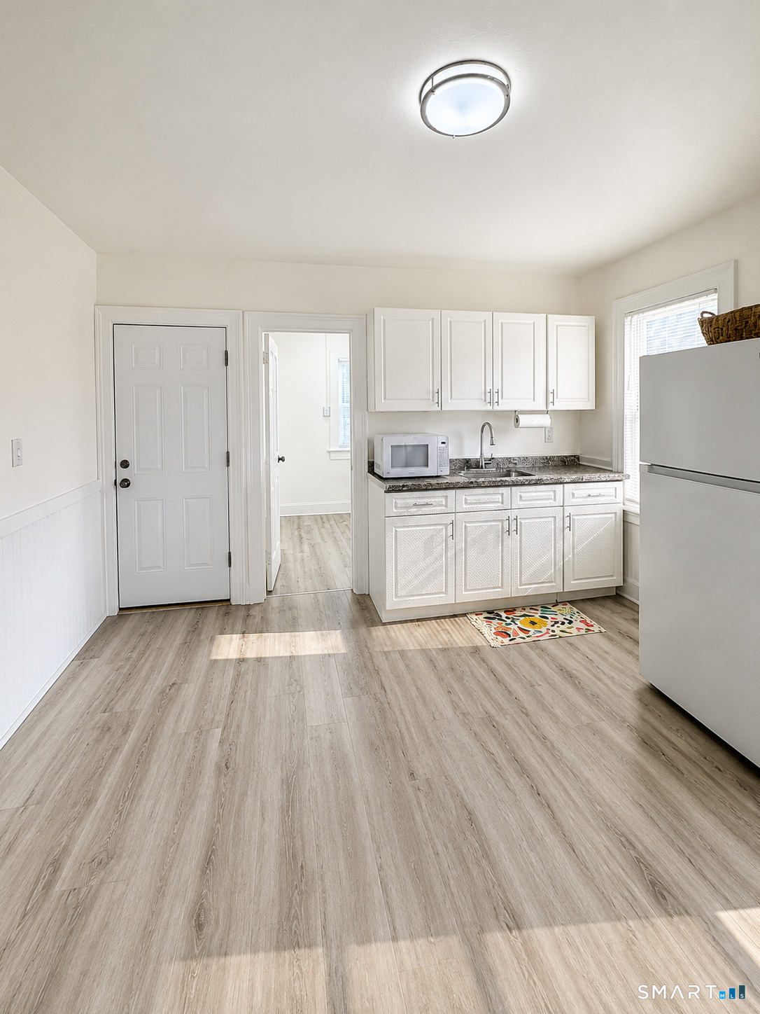 49 Henry St unit 3 – photo 1