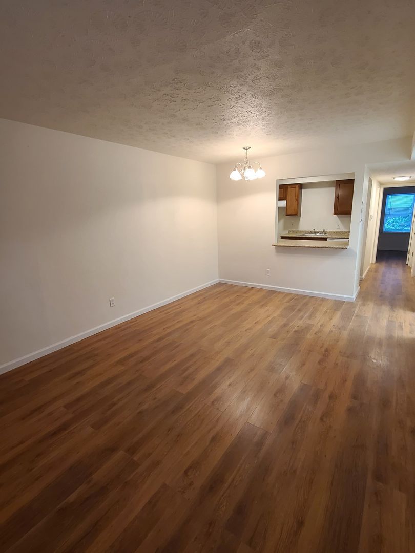 251 W High St unit D – photo 3