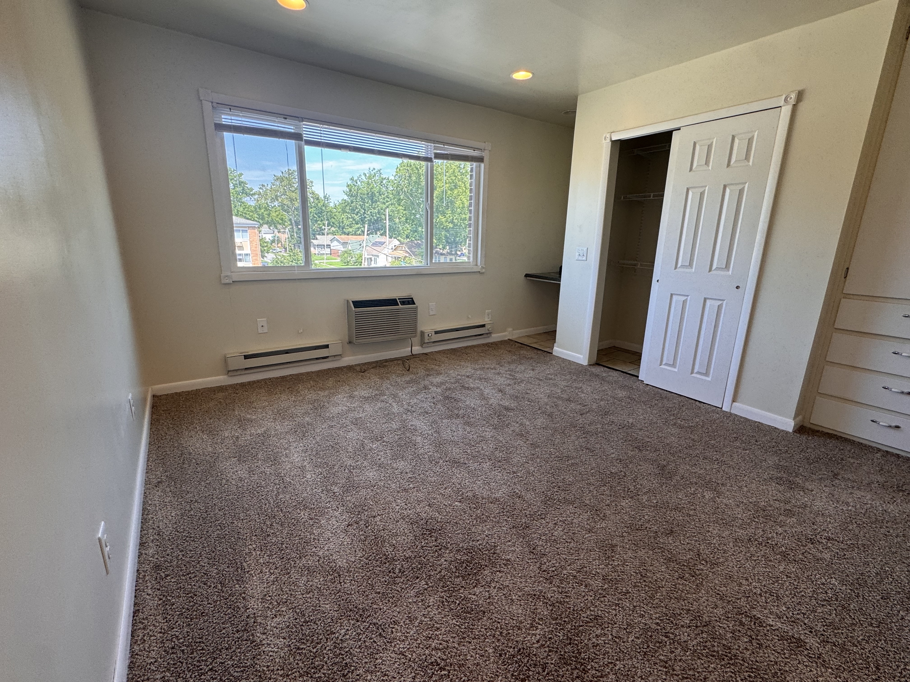 501 E College St unit # 34 – photo 2