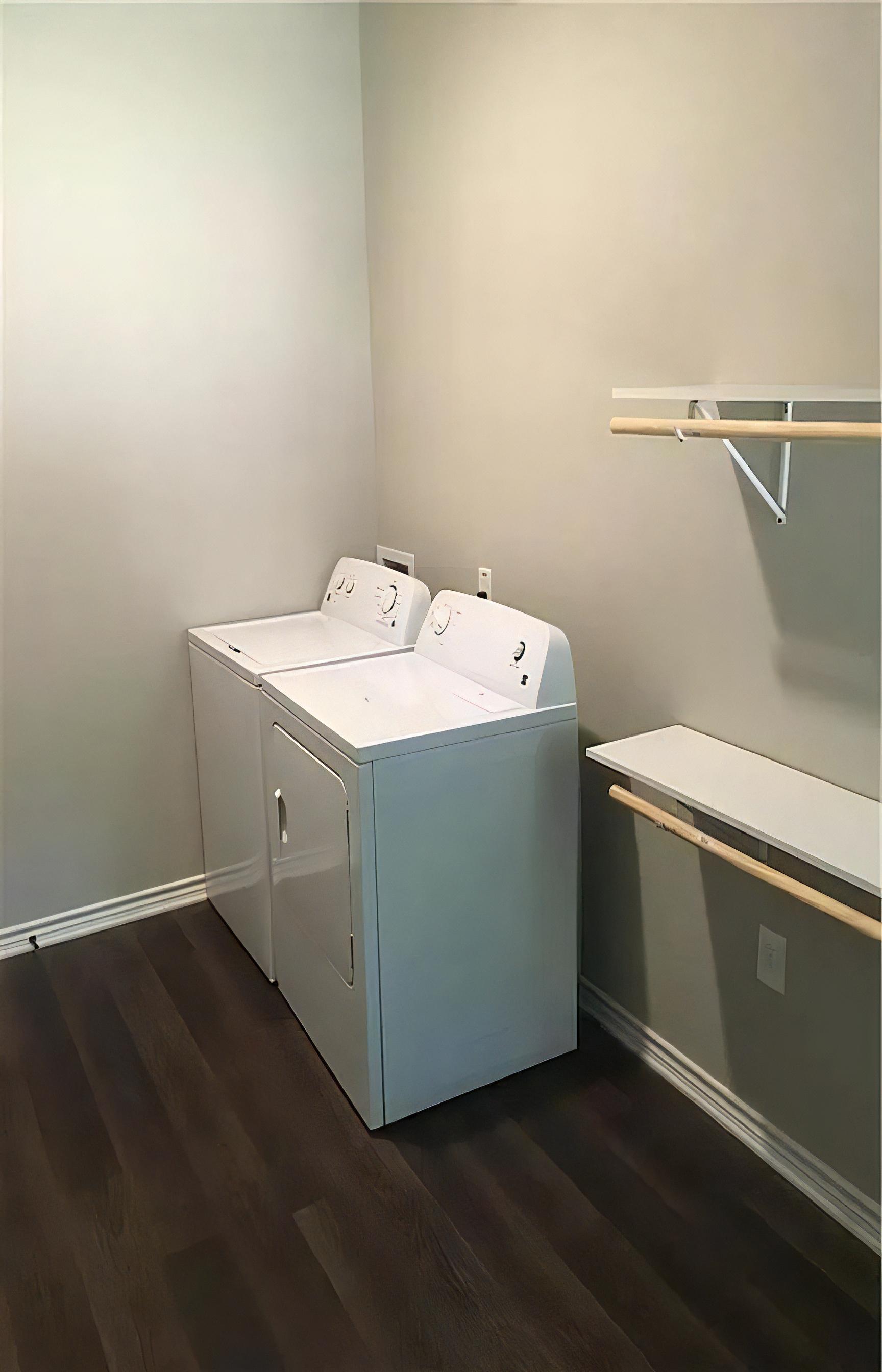 635 N 15th St unit B – photo 5