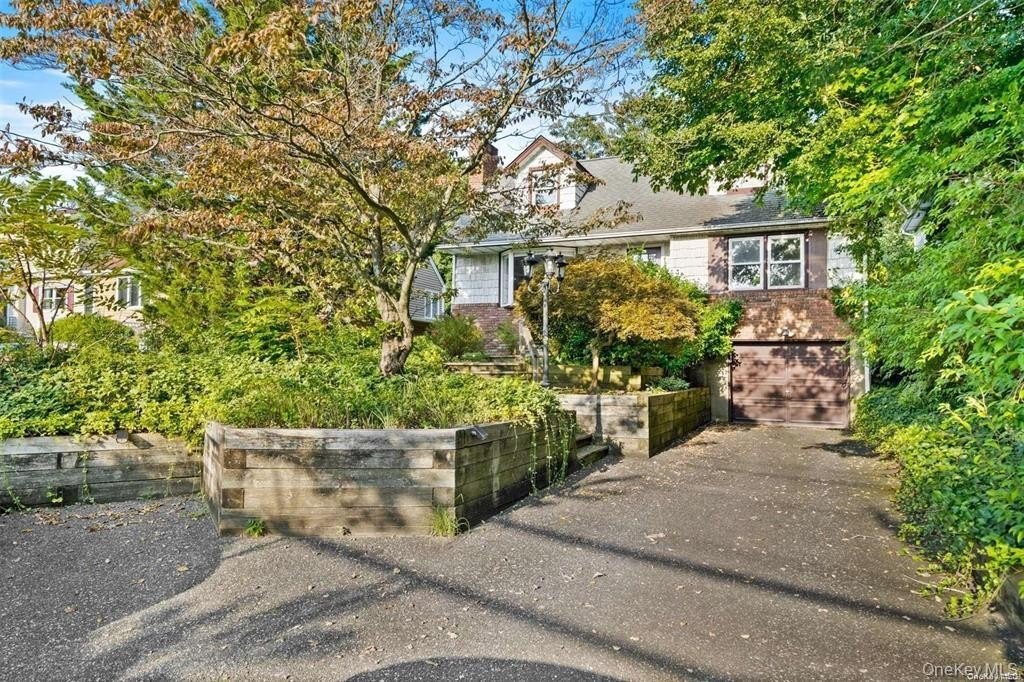 228 Oakwood Rd – photo 5