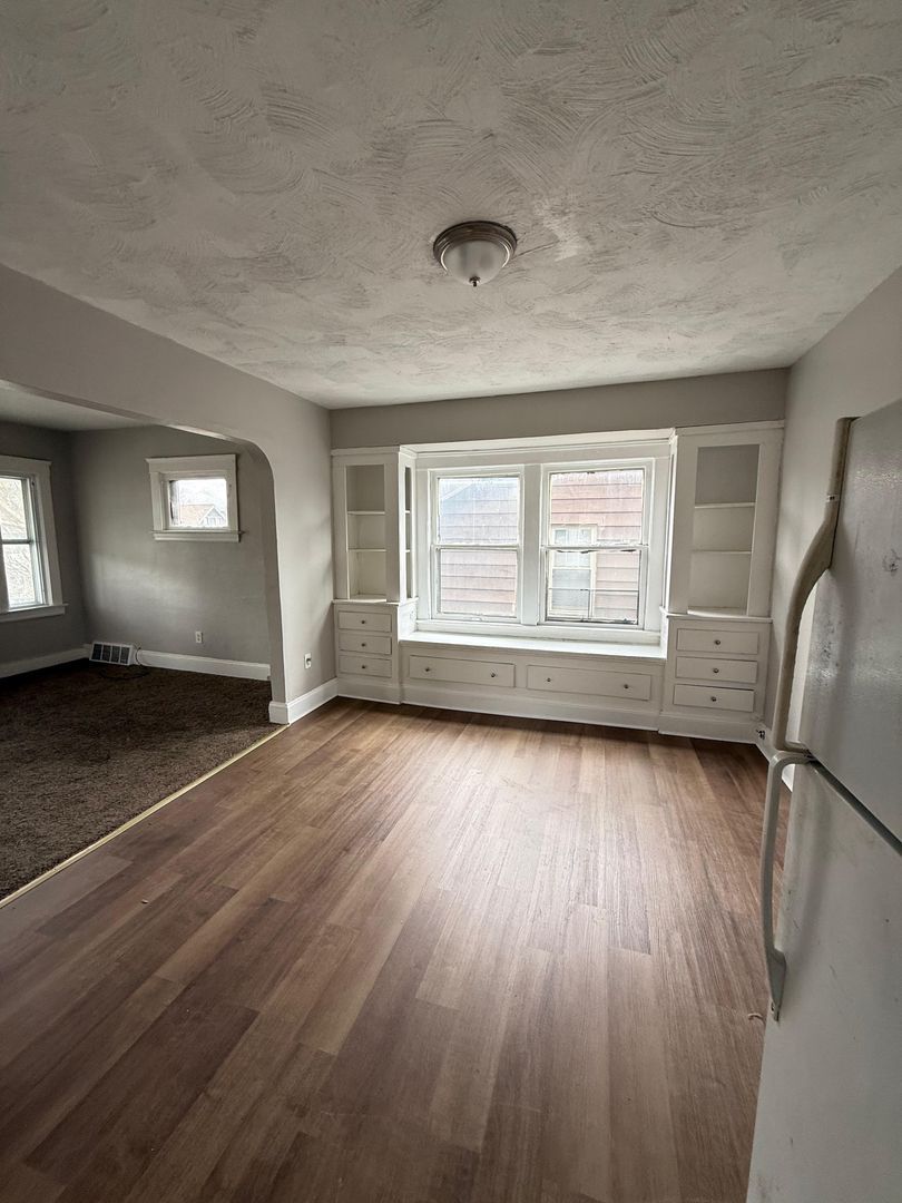 10005 Mt Auburn Ave unit UP – photo 2