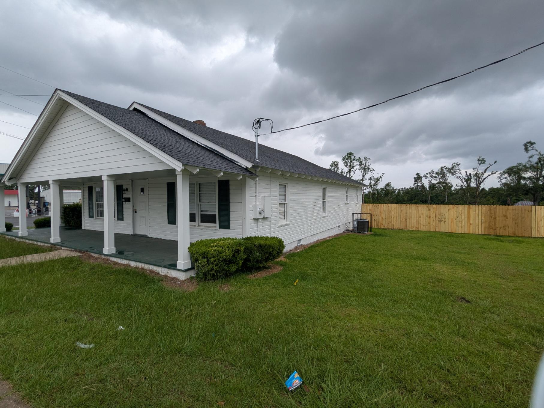 609 North St W – photo 4