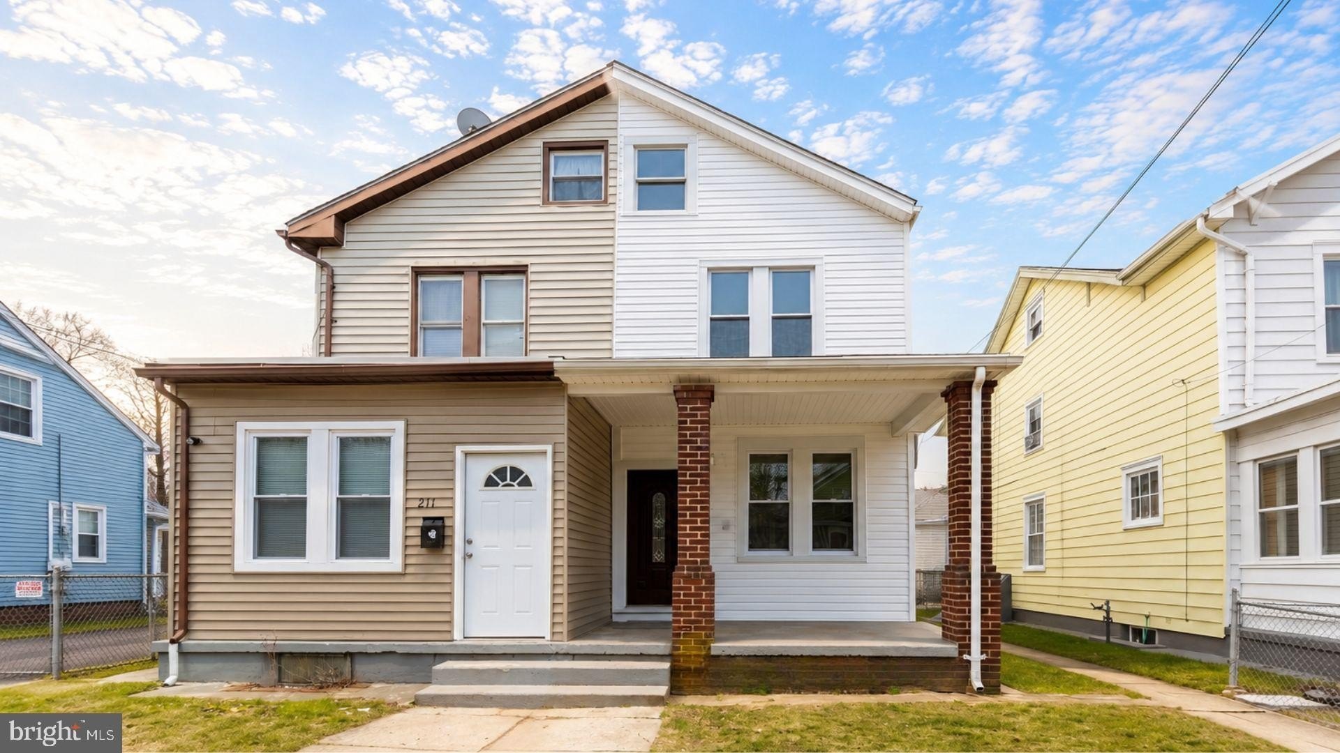 209 Woodlawn Ave – photo 2
